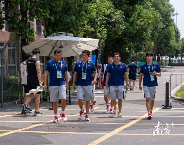 南方+ 姚志豪 拍摄